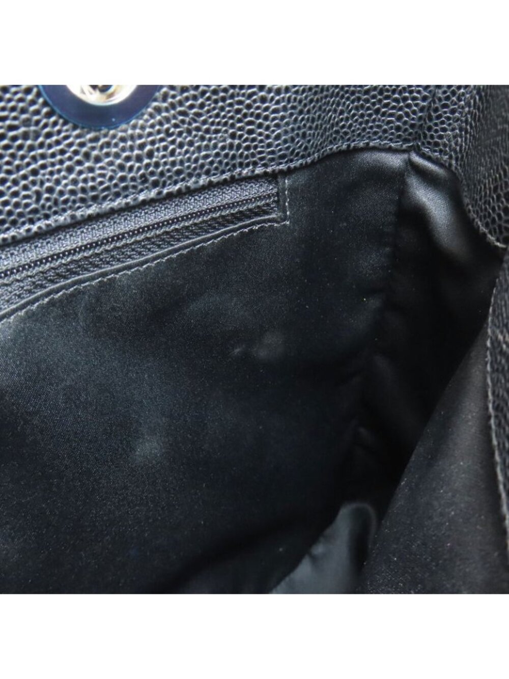 Chanel Quilted Silver Tote Grained Calfskin - Picture 10 of 15